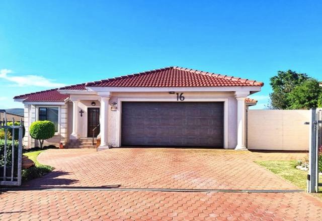3 Bedroom Property for Sale in Reebok Western Cape